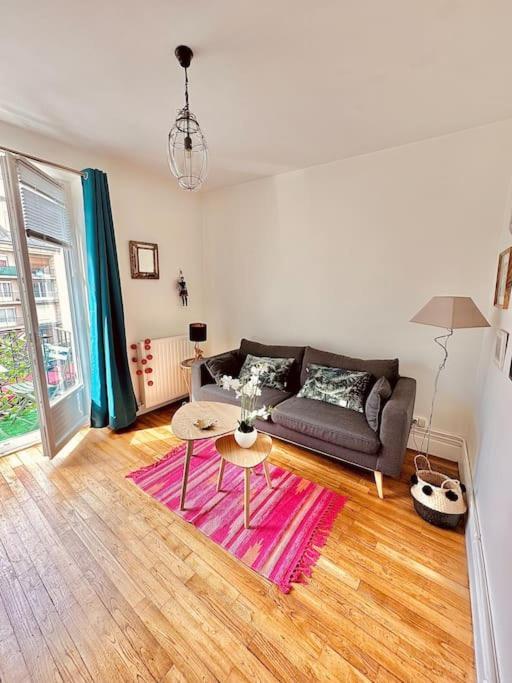 Appartement Le Petit Bijou Hyper Centre Sedan Extérieur photo